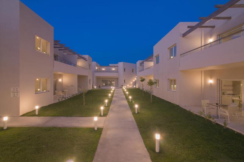 Superior Apartment image 4