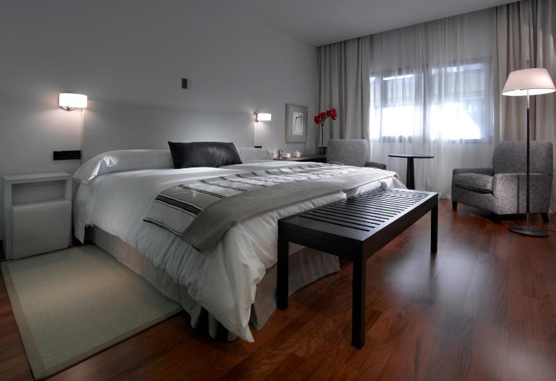 Superior Double Room image 1