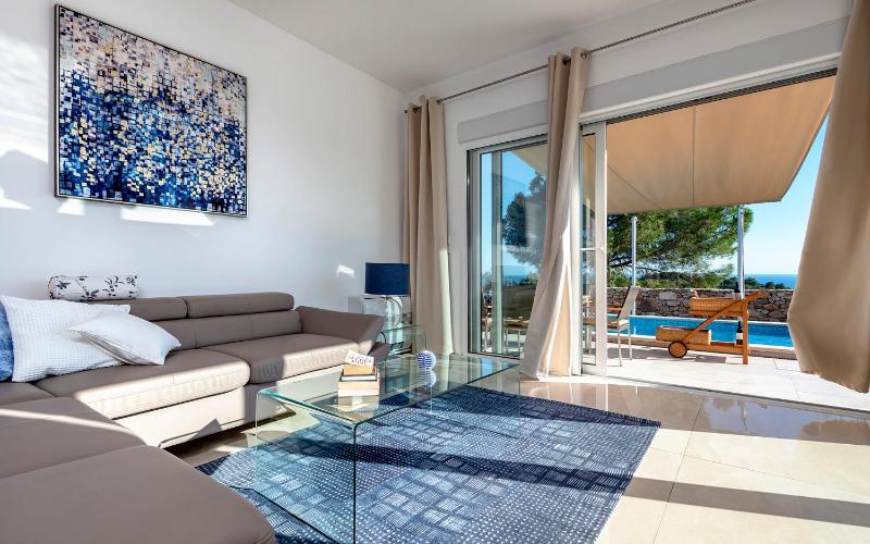 Villa Moderna Family Friendly - image 6