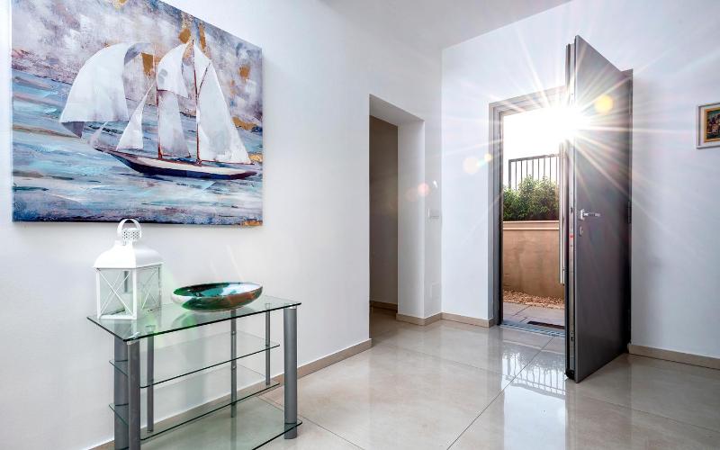 Villa Moderna Family Friendly - image 15