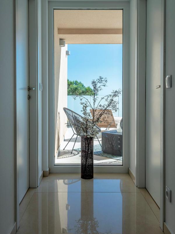 Villa Moderna Family Friendly - image 17