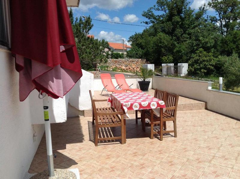 Two-Bedroom Apartment with Terrace and Sea View image 1