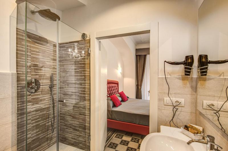 Superior Double or Twin Room with City View image 4