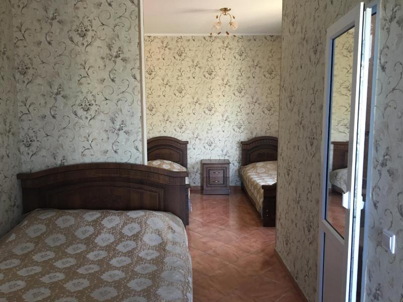 Standard Quadruple Room image 3