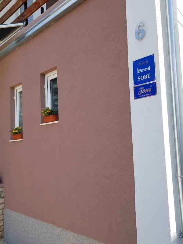 Apartments Toni - image 10