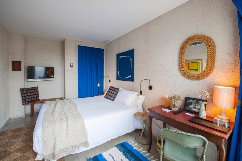 Kook Hotel Tarifa - image 10