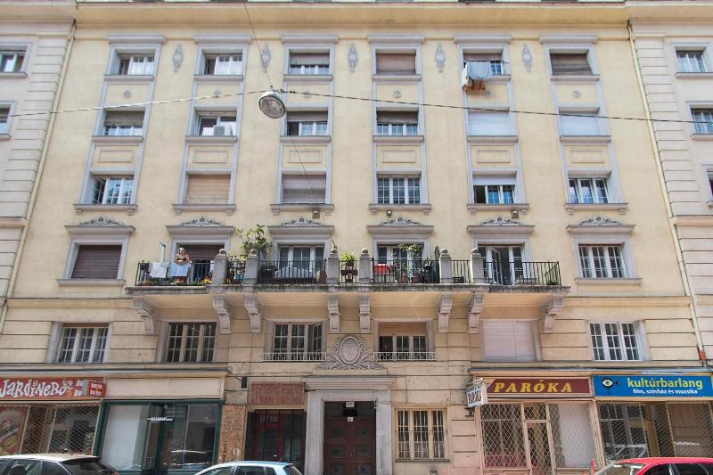 Real Apartments Kertész - image 13