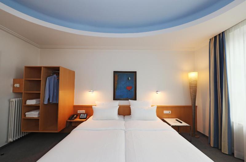 Urban Double Room  image 4