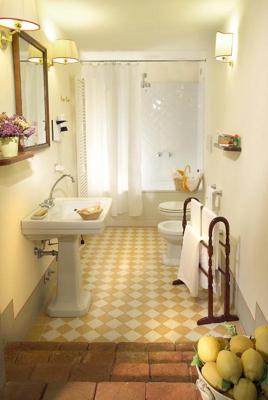 Junior Suite image 2