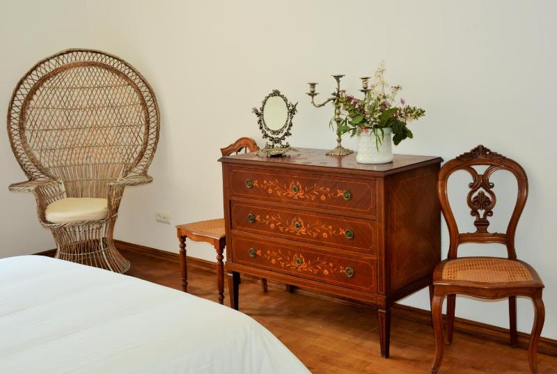 Standard Double Room image 3