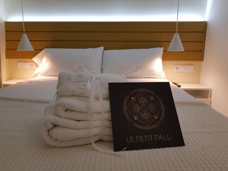Economy Double Room image 1