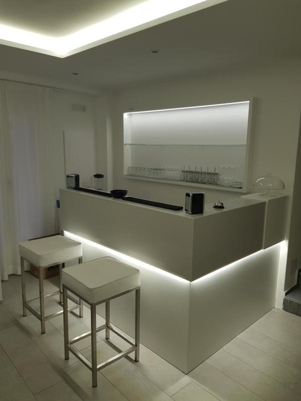 Ossuna Bay Hotel - image 12