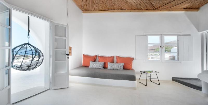 Superior Triple Room with Plunge Pool image 4