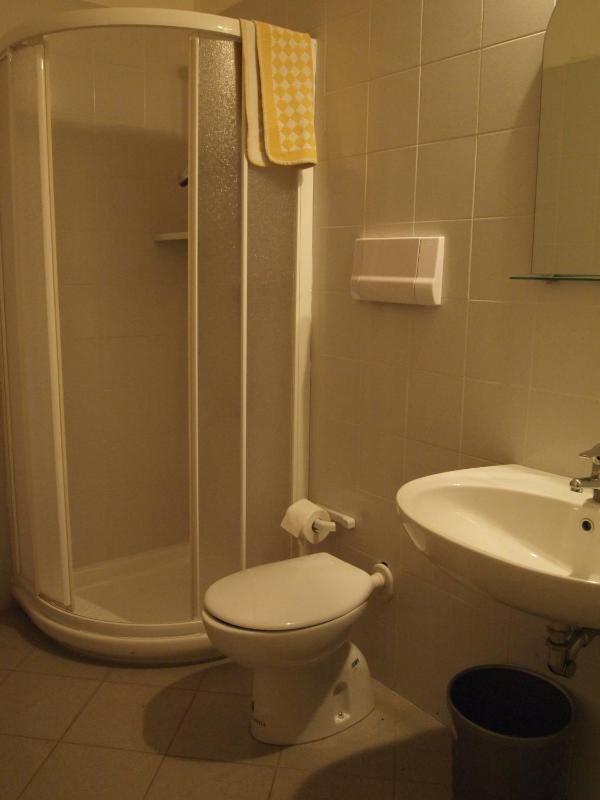 Triple Room image 2