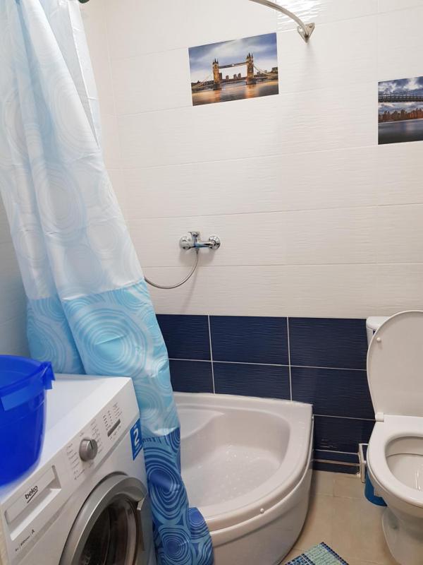 Apartment image 3