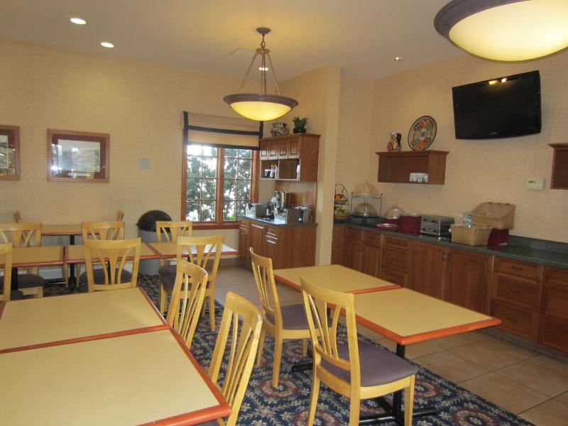 Old Town Inn - image 11