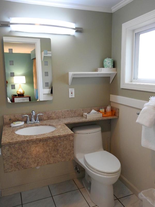 King Room image 4