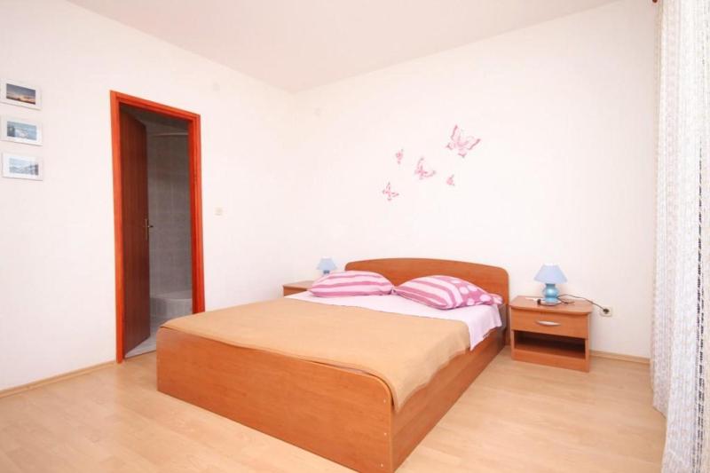 Studio with Balcony and Sea View image 2