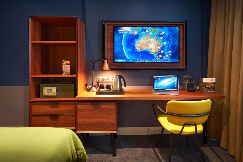 Deluxe Single Room image 2