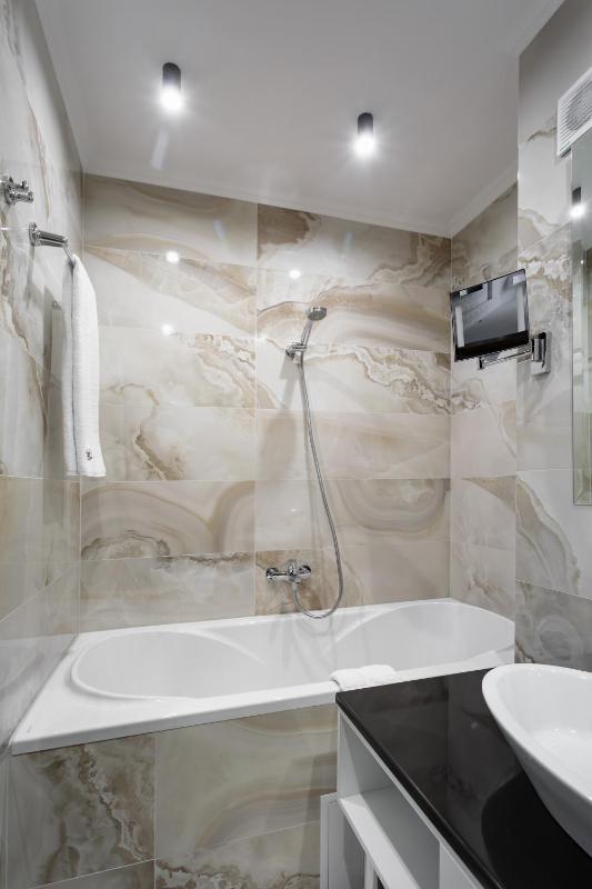 Suite image 3