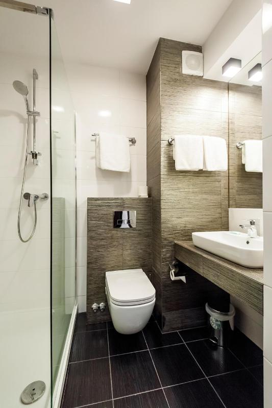 Deluxe Twin Room image 4