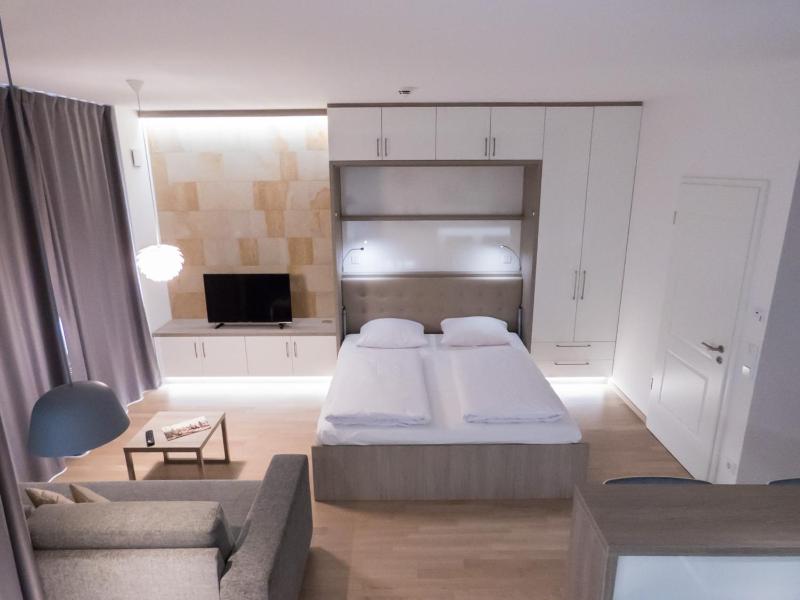 Studio Apartment with Air Condition image 3