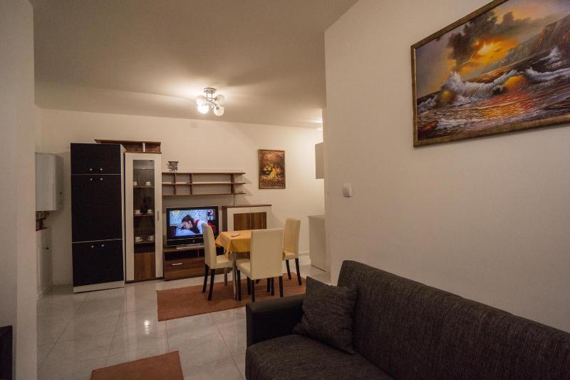 Apartment - Ground Floor image 4