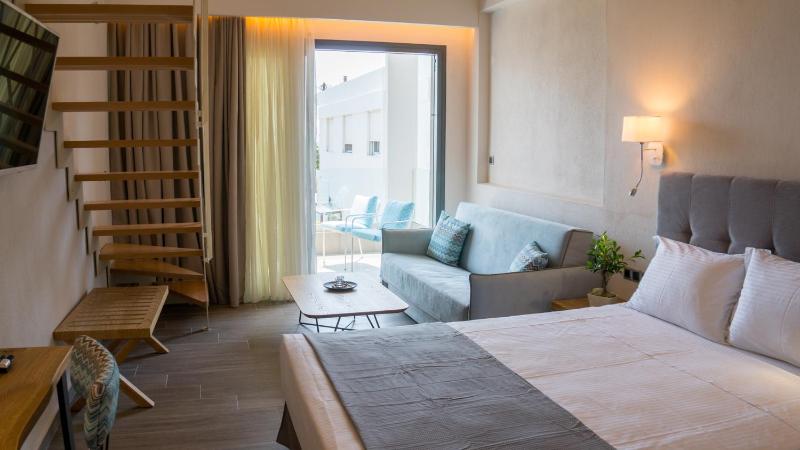 Superior Apartment image 3