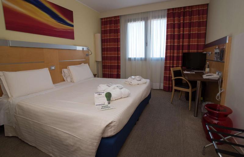Comfort Double Room image 3