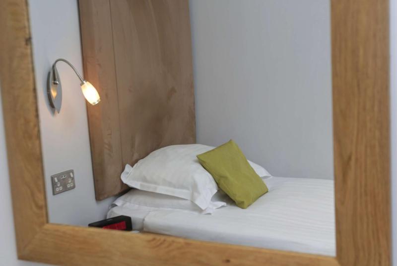 Standard Single Room image 1