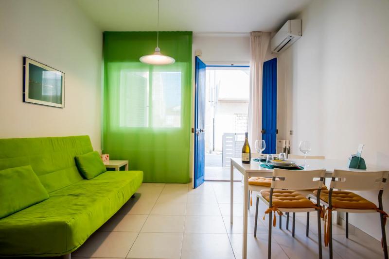 One-Bedroom Apartment image 2