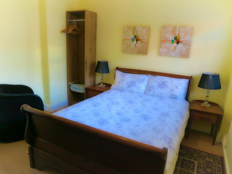 Double Room image 2