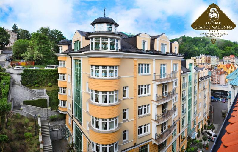 Karlsbad Grande Madonna - image 11