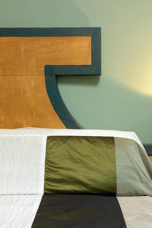 Double or Twin Room image 3