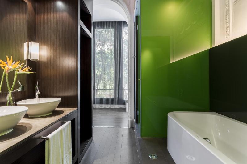 Suite image 3