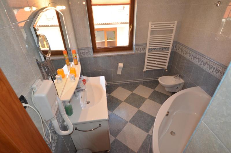 Two-Bedroom Apartment with Terrace image 3