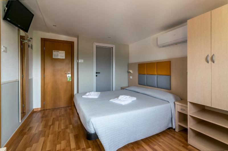 Hotel Stresa - image 9