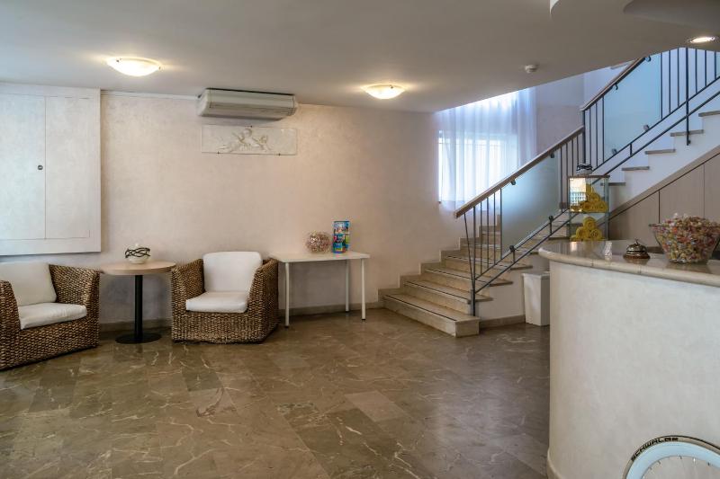 Hotel Stresa - image 2