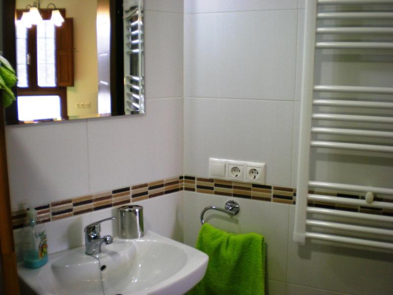 One-Bedroom Apartment (2 Adults) image 3
