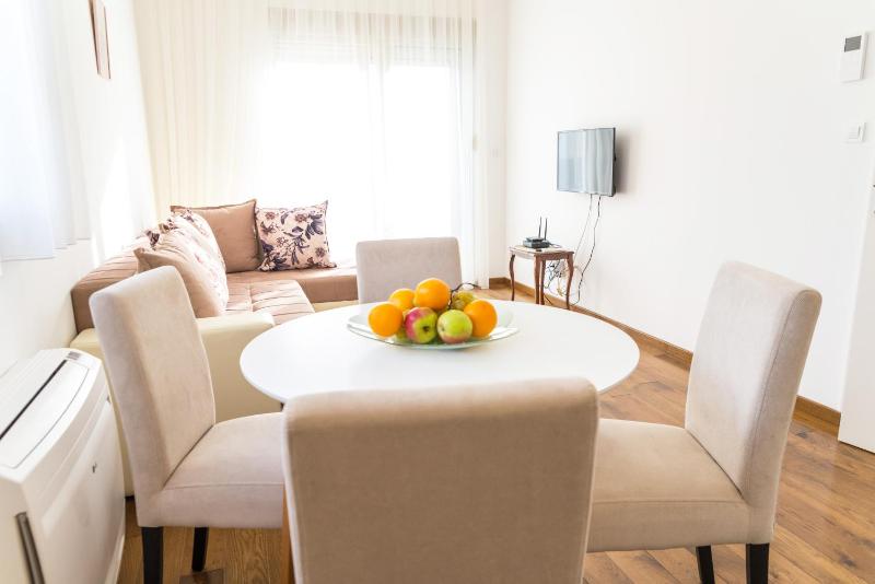 Lagoon Apartments - image 13