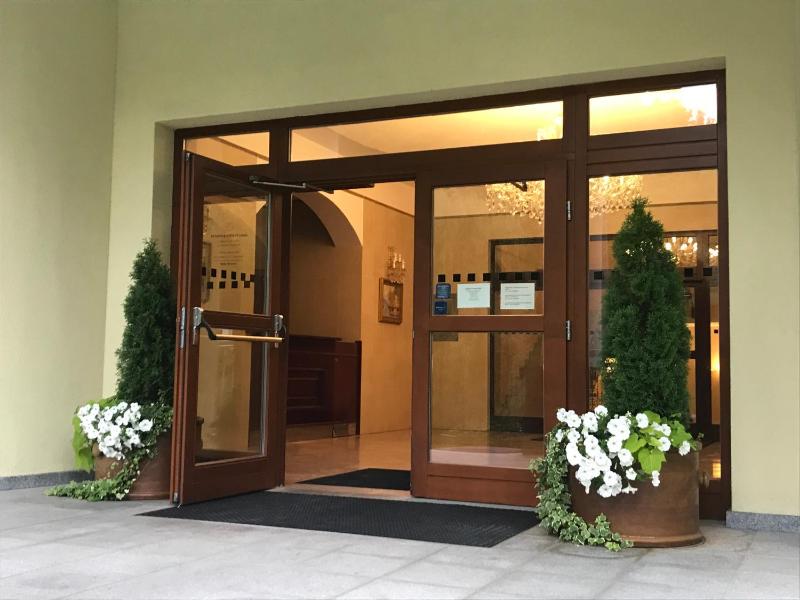 Slunecni Lazne Apartments - image 6