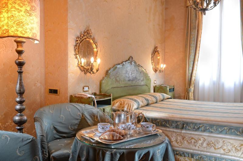 Junior Suite with San Marco View image 1