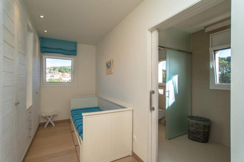 Villa B-29 - image 35