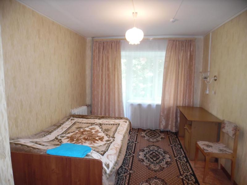 Triple Room with Bathroom image 3