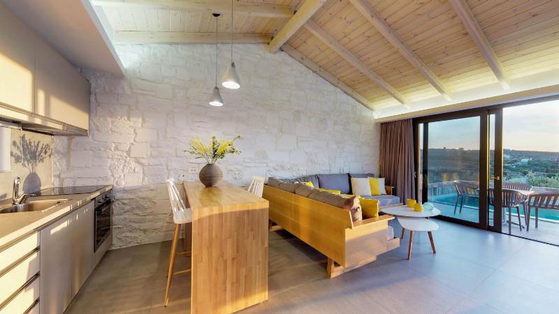 One-Bedroom Villa image 3
