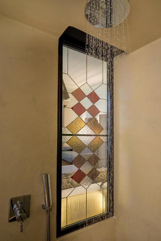 Superior Twin Room with Sea View image 4