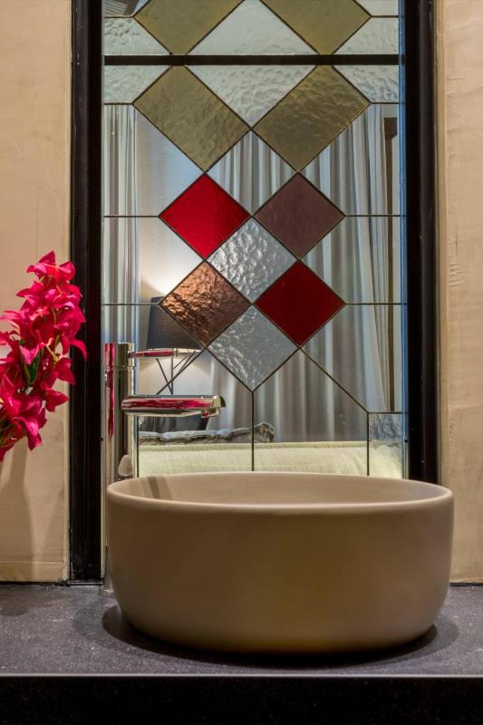 ELG Contessa Boutique Hotel - image 4