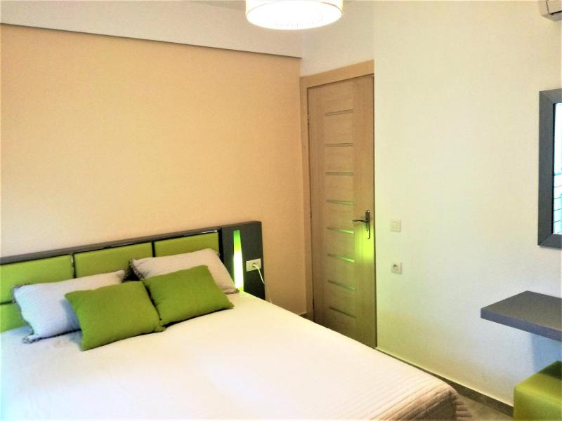 One-Bedroom House image 4