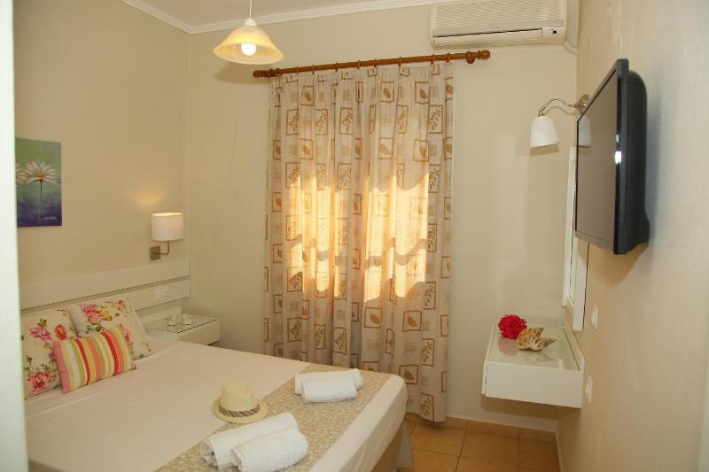 Apartment image 3