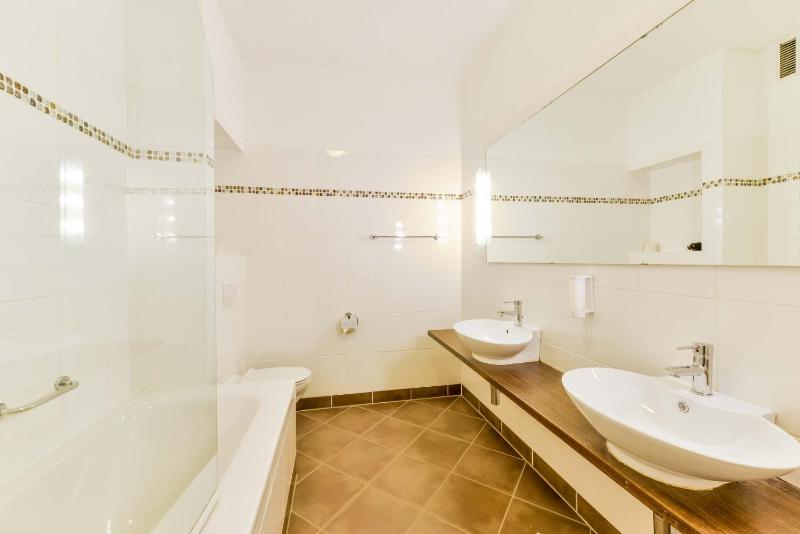 Family Room with Bath image 2